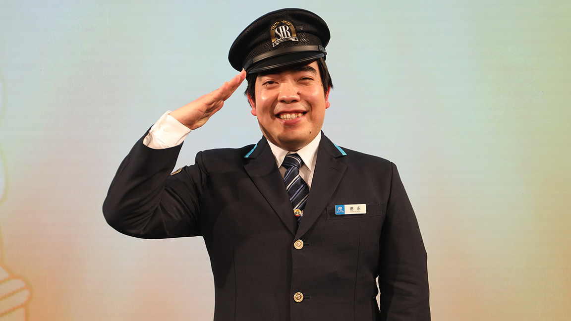 うたごえ列車「徳永ゆうき号」発車します